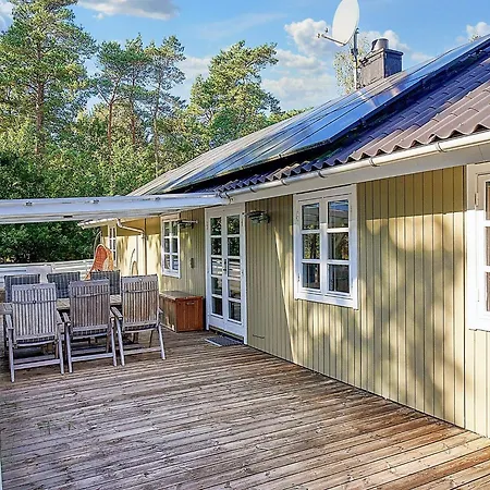 Holiday Aakirkeby Lxiii بيت للعطل